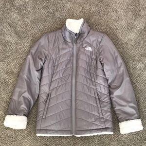North face reversible down coat with faux fur.